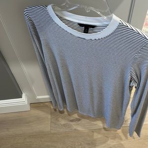 Long sleeve top